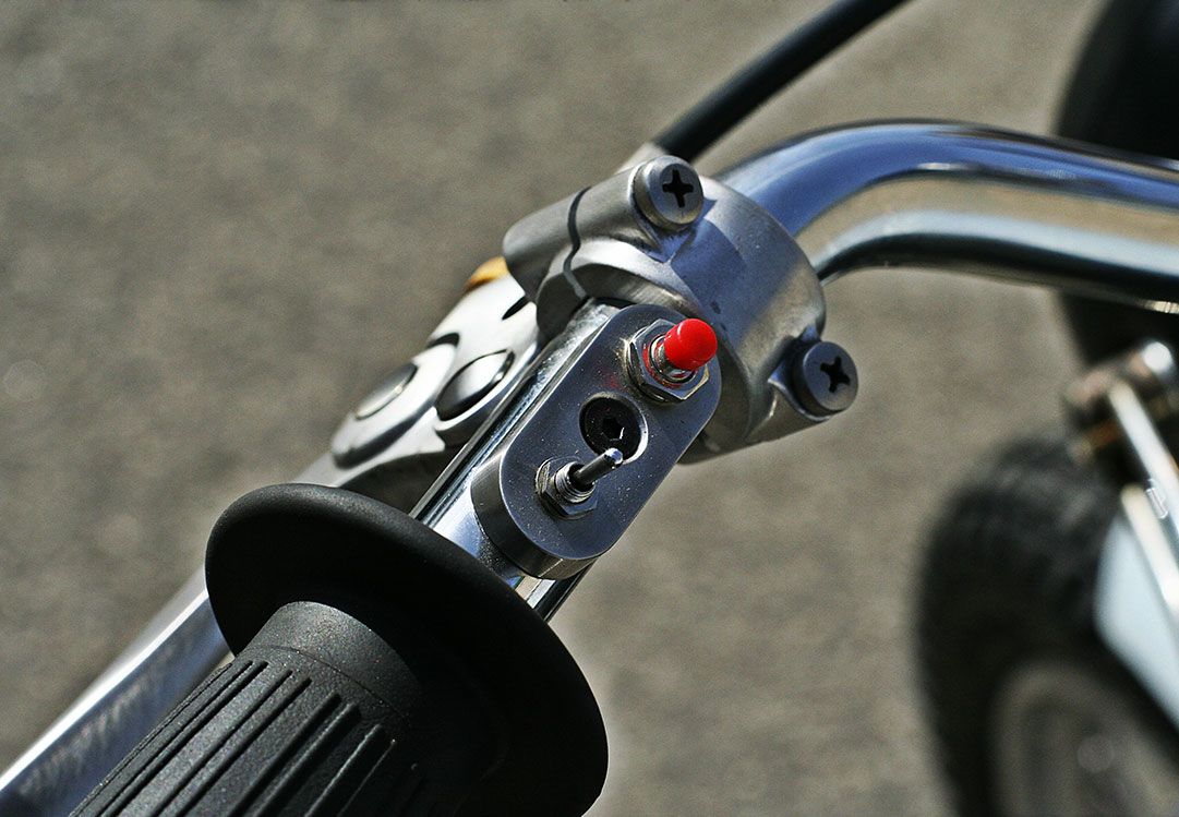 TRIUMPH BONNEVILLE T140