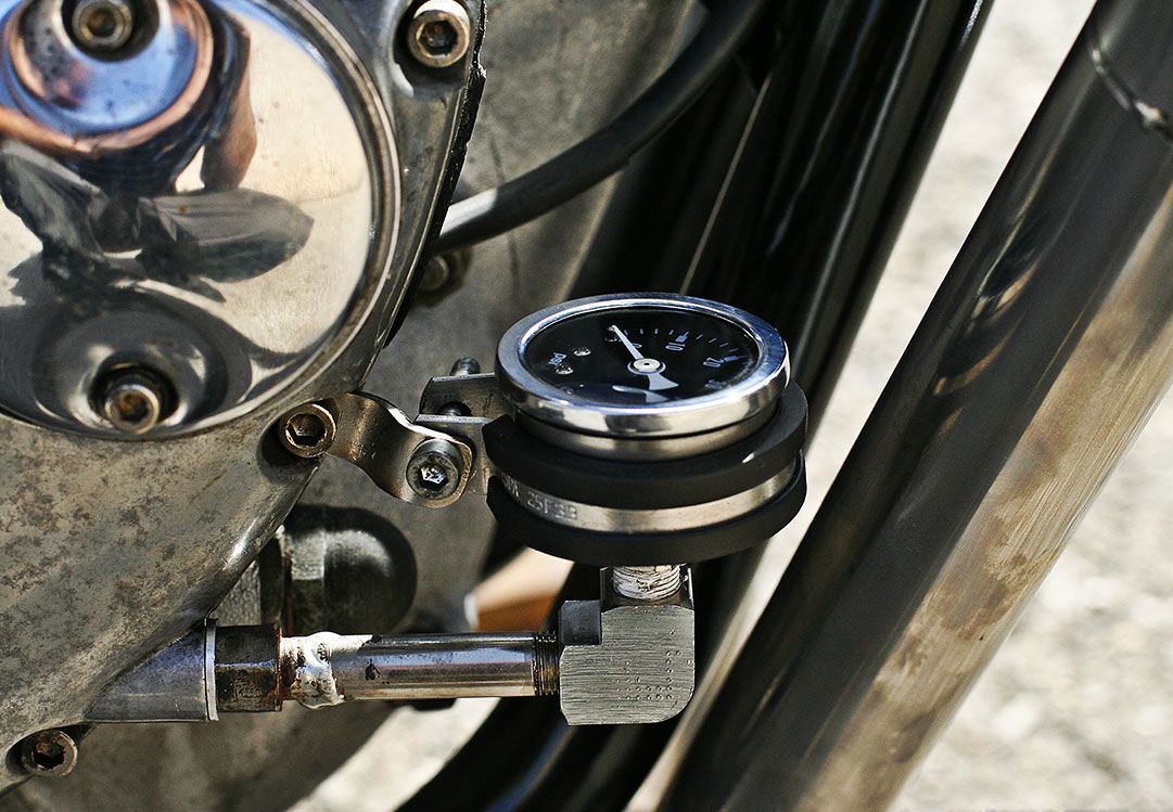 TRIUMPH BONNEVILLE T140