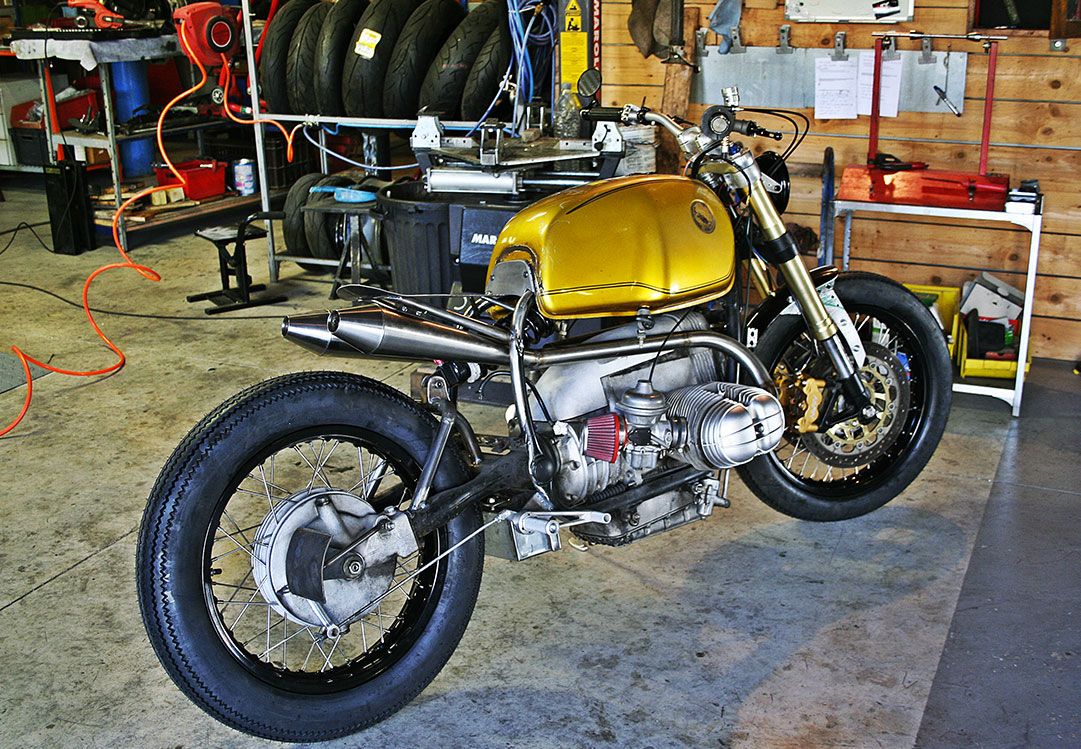 BMW R100