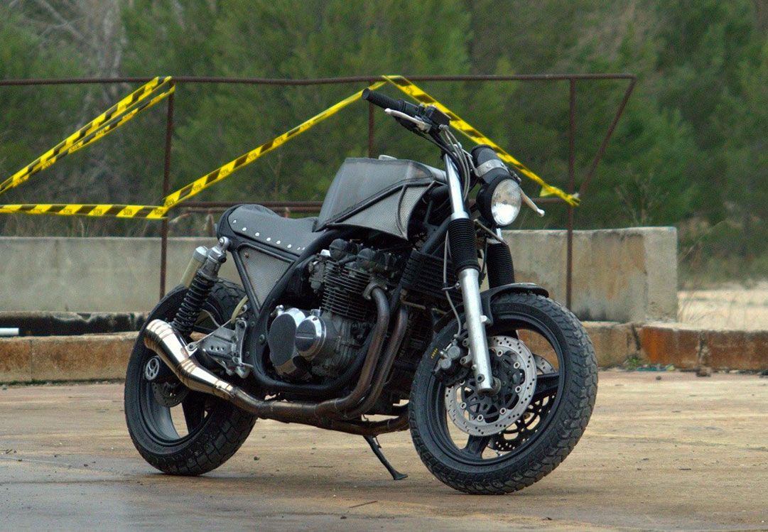 KAWASAKI 750 ZEPHYR MAD MAX