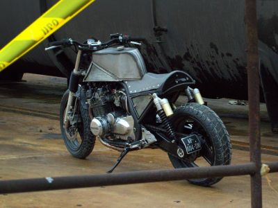 KAWASAKI 750 MAD MAX